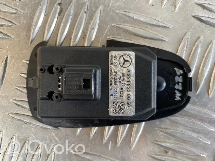 Mercedes-Benz S W221 Clavier de téléphone A2218230050