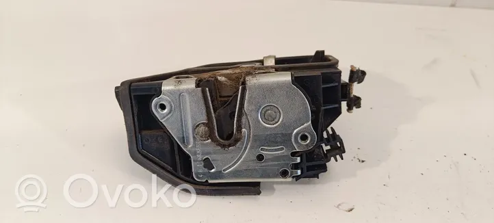 BMW 1 E82 E88 Serratura portiera anteriore 7229461