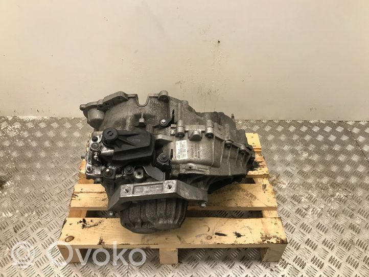 Volvo S60 Mechaninė 6 pavarų dėžė RF666R7F096AB