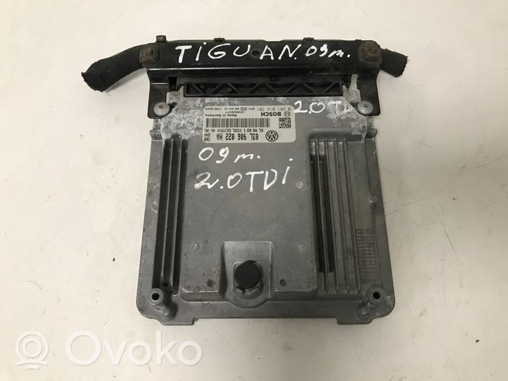 Volkswagen Tiguan Calculateur moteur ECU 03L906022HA