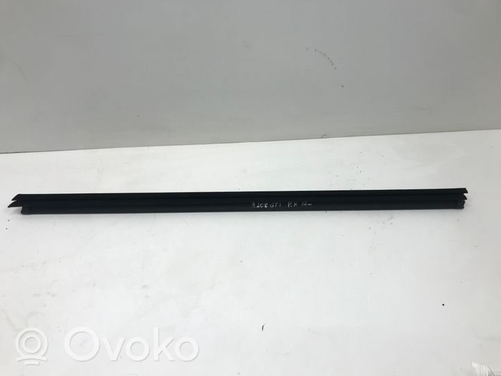 Peugeot 208 Front door glass trim molding 