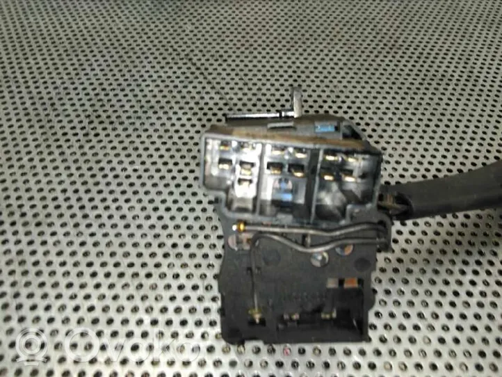 Nissan Vanette Interruptor de luz 36828A06L8