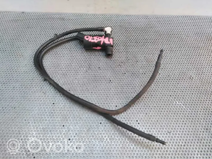 Ford Focus Windscreen/windshield washer pump 