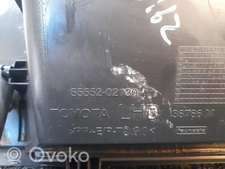 Toyota Auris E180 Boite à gants 5555202130