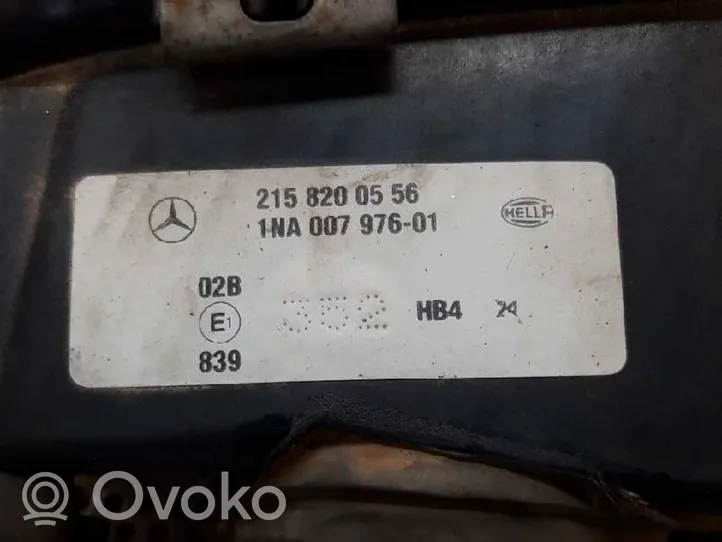 Mercedes-Benz C W203 Feu antibrouillard avant 2158200556