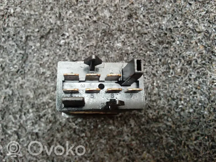 Skoda Octavia Mk2 (1Z) Altri interruttori/pulsanti/cambi 1U0958235C