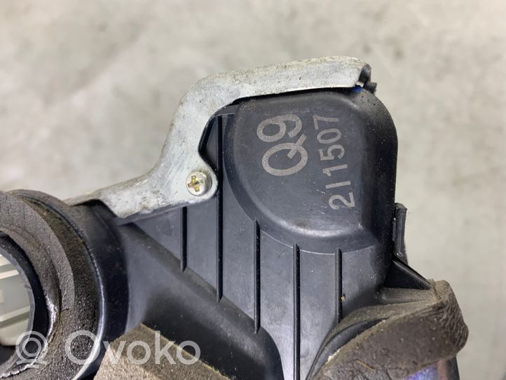 Honda CR-V Etuoven lukko Q92I1507