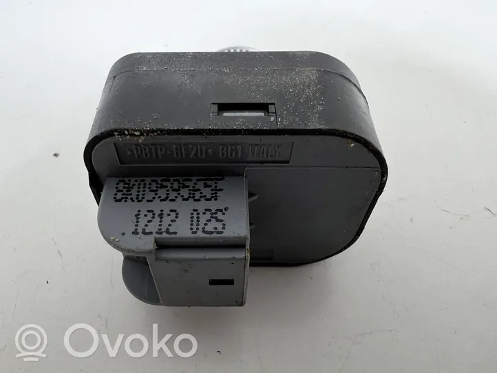 Audi A4 S4 B8 8K Bouton de commutateur rétroviseur latéral 8K0959565F