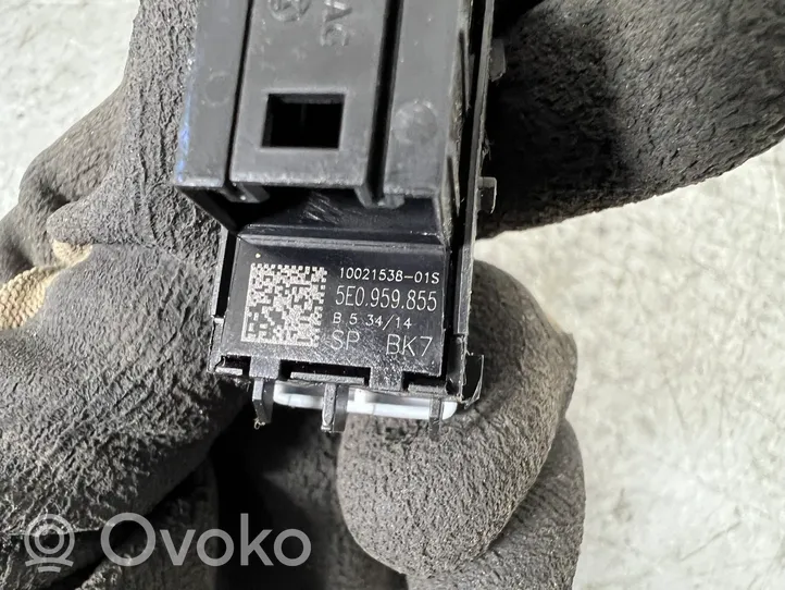 Skoda Octavia Mk3 (5E) Electric window control switch 5E0959855