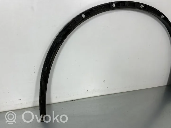 Volkswagen Touareg II Front arch trim 7P6853718C