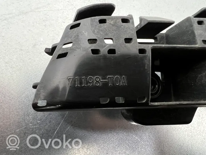 Honda CR-V Front bumper mounting bracket 71198T0A