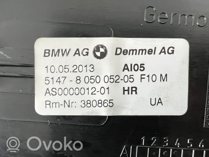 BMW 5 F10 F11 Kynnysverhoilusarja (sisä) 8050054