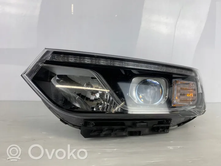 SsangYong Tivoli Lampa przednia ZGM92101070