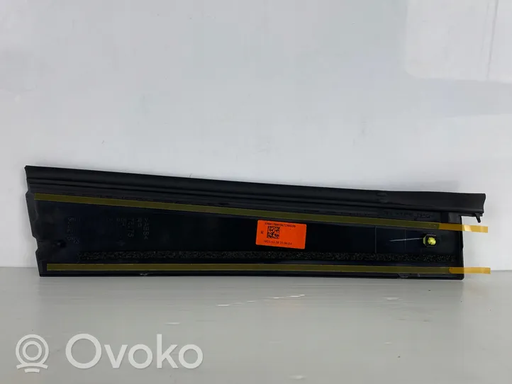 Toyota C-HR Rivestimento modanatura del vetro della portiera anteriore EK2423503216