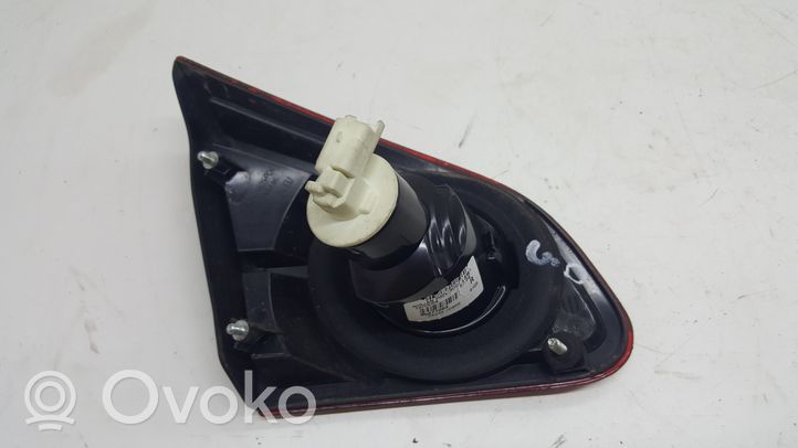 Nissan Qashqai Luci posteriori del portellone del bagagliaio 89071064