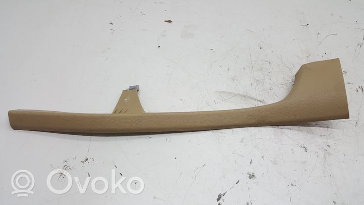 Volkswagen Golf V Garniture panneau latérale de siège arrière 1K9867766