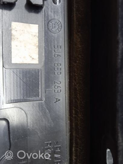Skoda Fabia Mk2 (5J) Listwa drzwi przednich 5J6853263A