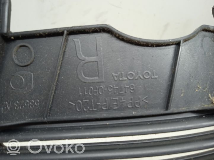 Toyota Corolla Verso AR10 Poszycia / Boczki bagażnika 647450F011