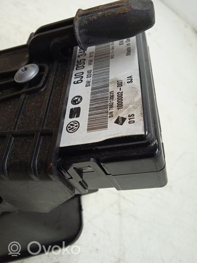 Seat Ibiza IV (6J,6P) USB socket connector 6J0035342