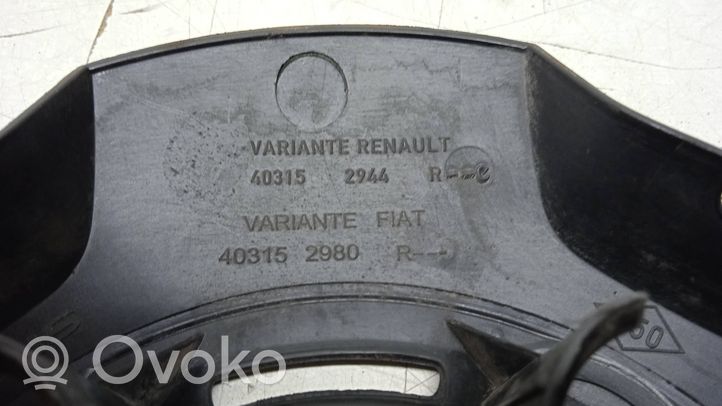 Opel Vivaro R16-pölykapseli 93866156