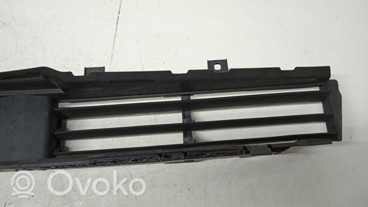 BMW 5 G30 G31 Wlot / Kanał powietrza intercoolera 7474372