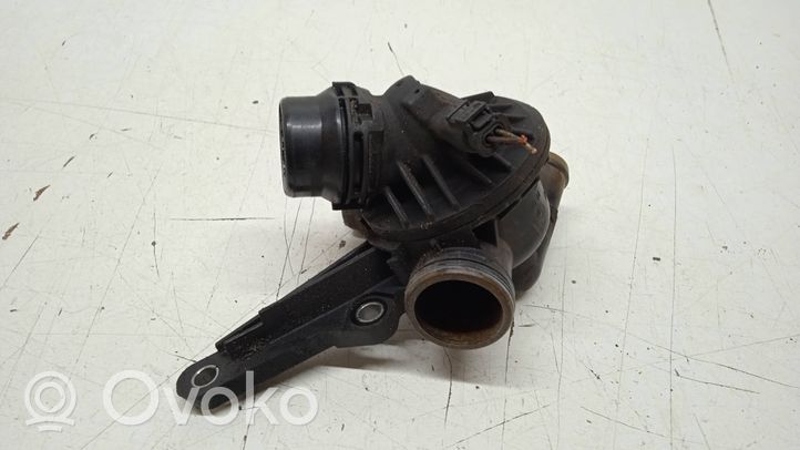 BMW 3 F30 F35 F31 Termostato/alloggiamento del termostato 760058404