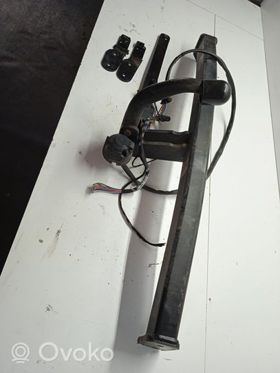 Renault Megane III Detachable tow bar 8201153896