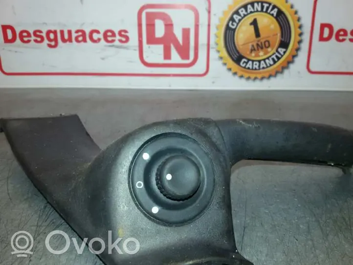 Renault Vel Satis Sivupeilin kytkin 2557000QAC