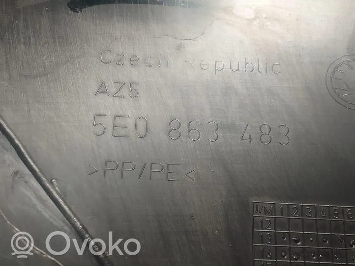 Skoda Octavia Mk3 (5E) Listwa wykończeniowa drzwi przesuwanych 5E0863483