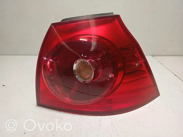 Volkswagen Golf V Lampa tylna 1K6945096G