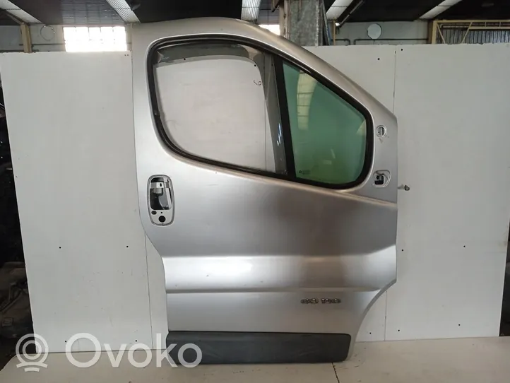 Renault Trafic I Porte avant 834189