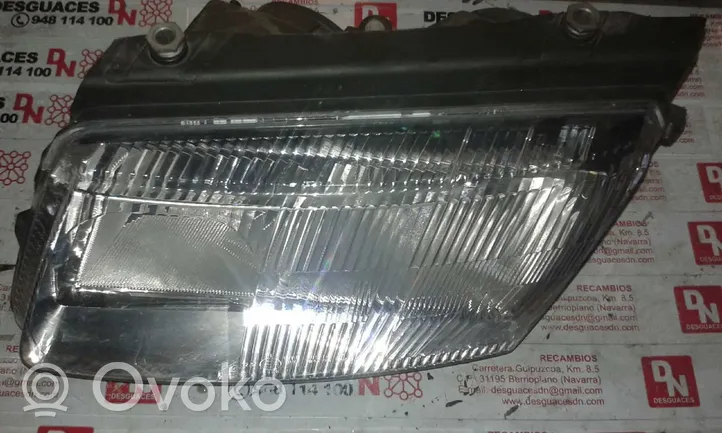 Volkswagen PASSAT B5 Lampa przednia 14869100