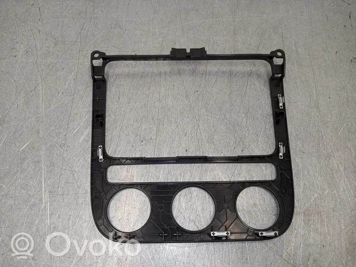 Volkswagen Golf V Rivestimento modanatura 1K0858069