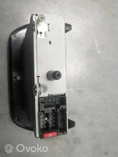 Fiat Doblo Radio/CD/DVD/GPS-pääyksikkö 7643727316