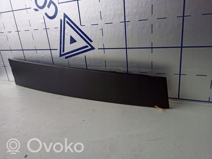 Toyota Auris E180 Verkleidung Türfenster Türscheibe hinten 7575602010