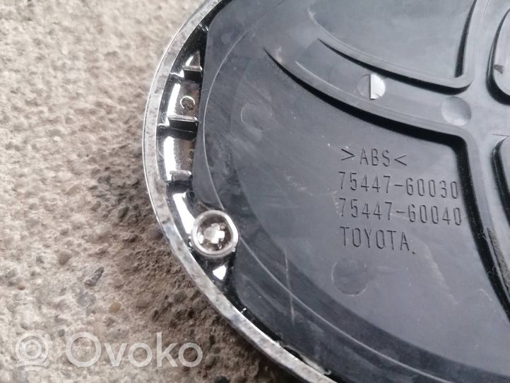 Toyota Land Cruiser (J150) Gamintojo ženkliukas/ modelio raidės 75447-60030