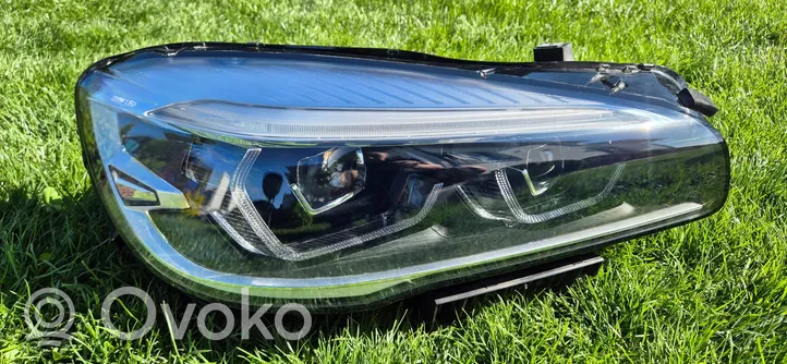 BMW 2 F45 Lampa przednia 8738642