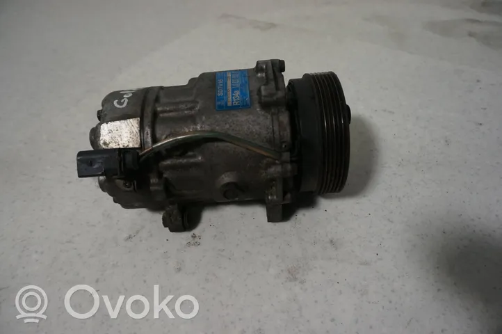 Volkswagen Golf IV Ilmastointilaitteen kompressorin pumppu (A/C) 1J0820803K