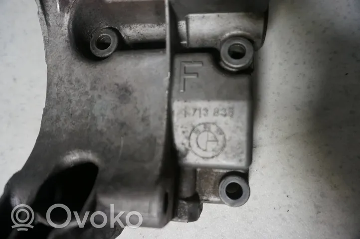 BMW 5 E60 E61 Supporto di montaggio del filtro dell’olio 1713838