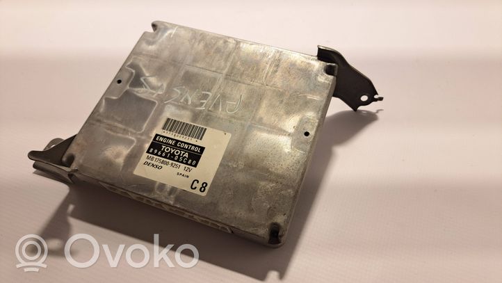 Toyota Avensis T250 Calculateur moteur ECU 8966105C80