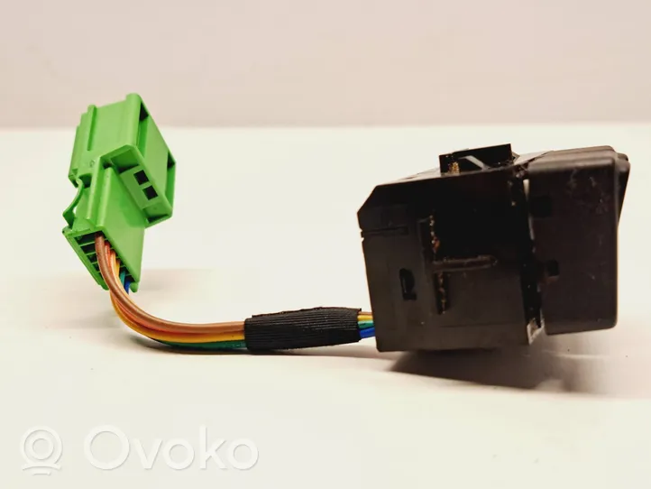 Volvo V50 Bouton interrupteur programme de stabilité ESP 8691530