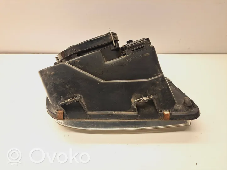 Volkswagen Bora Phare frontale 033411106L