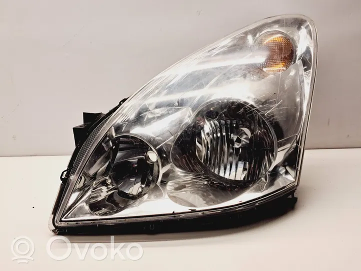 Toyota Corolla Verso AR10 Lampa przednia 20B050B