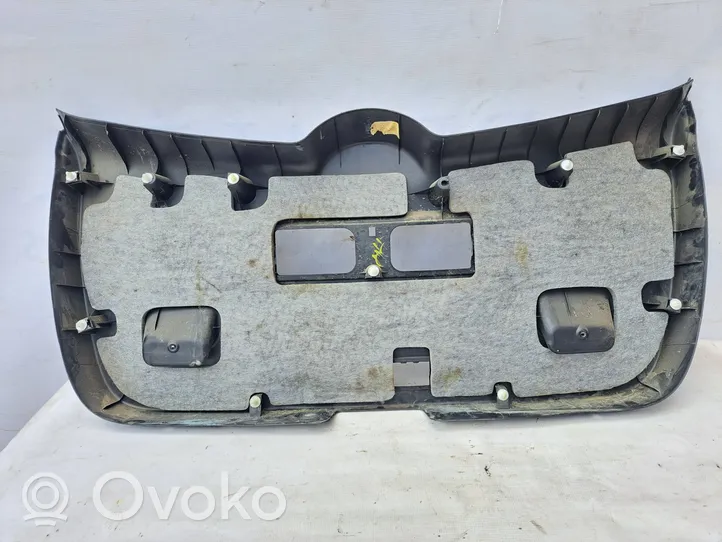 Toyota Corolla Verso AR10 Garniture de couvercle de coffre arriere hayon 647810F010