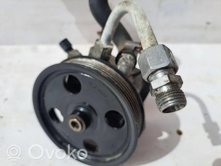 Volvo V50 Power steering pump 30714048