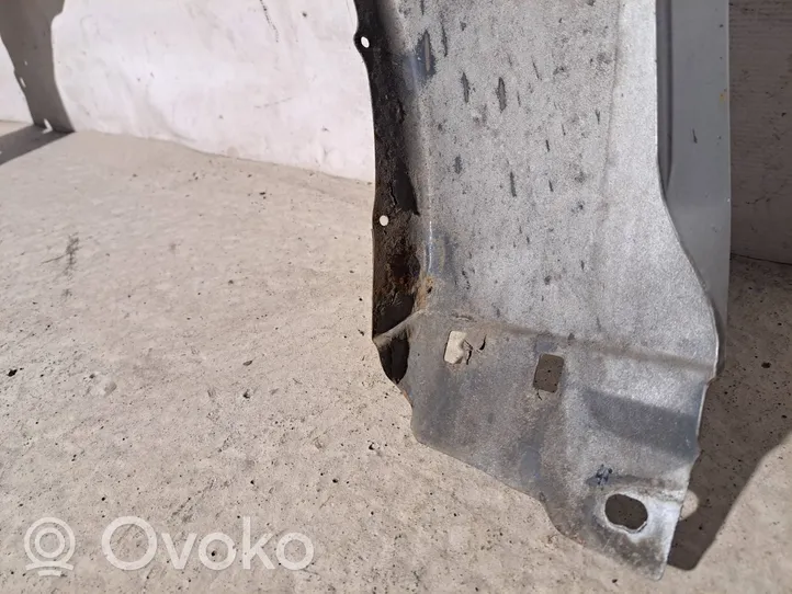 Volvo V70 Błotnik przedni 