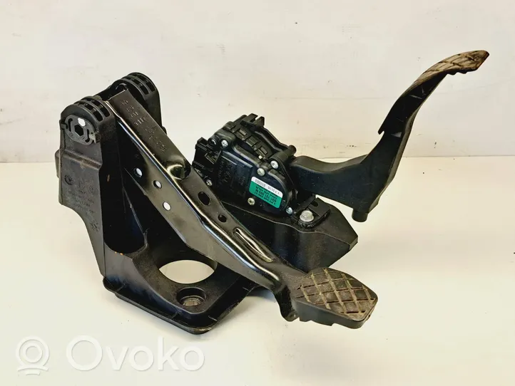Skoda Fabia Mk2 (5J) Pedal assembly 6R1721058