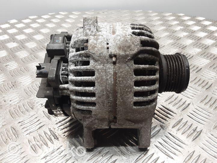 Nissan Qashqai+2 Alternator 0124525140