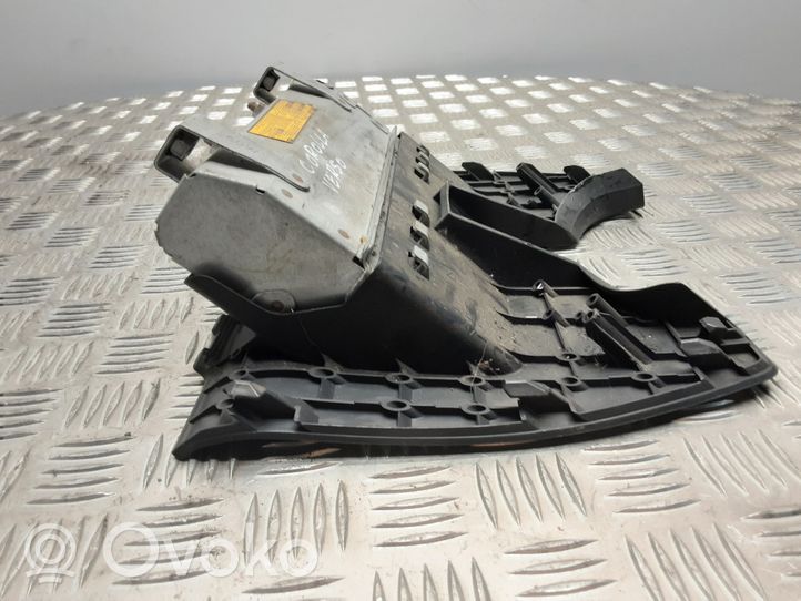 Toyota Corolla Verso E121 Knee airbag 