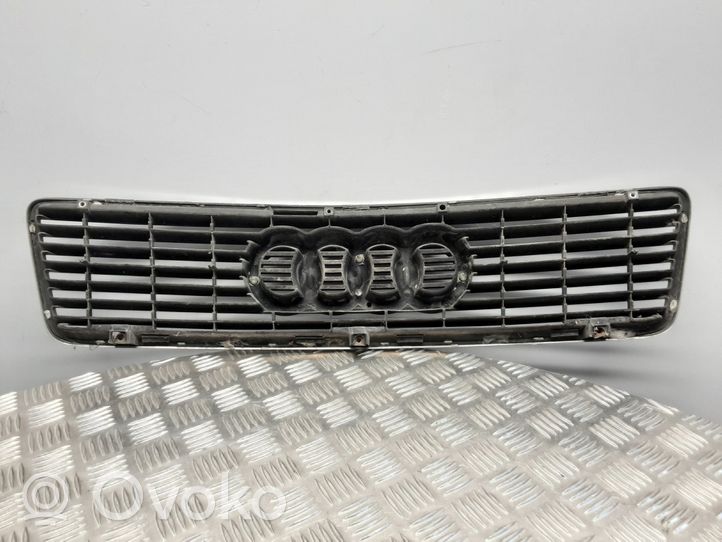 Audi A6 S6 C4 4A Grotelės priekinės 4A0853651